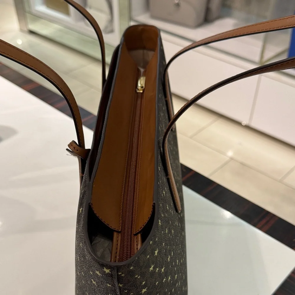 Michael Kors Arden Signature  Brown Star Tote - Picture 2 of 7